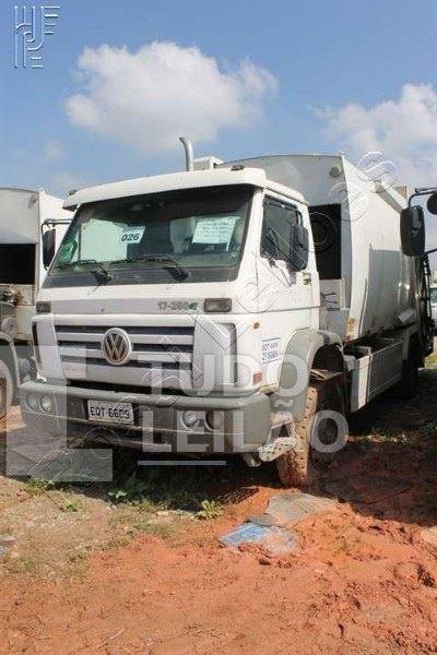 Caminhão VW 17-250E Placa: EQT6609 RENAVAM: 271724064 CHASSI: 9533N82T7BR115516 PREFIXO: 210089