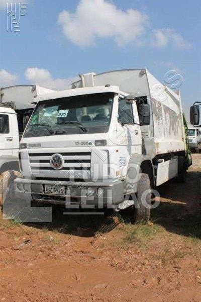 Caminhão VW 17-250E Placa: EQT6528 RENAVAM: 272738344 CHASSI: 9533N82T2BR120686 PREFIXO: 210142