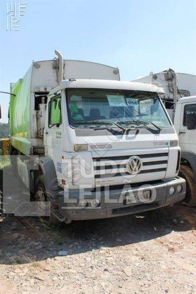 Caminhão VW 17-250E Placa: EQT6616 RENAVAM: 271701676 CHASSI: 9533N82T6BR116415 PREFIXO: 210098