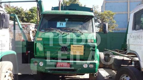 Caminhão VW 17.250 E Placa: ECT0853 RENAVAM: 978884523 CHASSI: 9BWCN82TX8R845407 PREFIXO: 208045