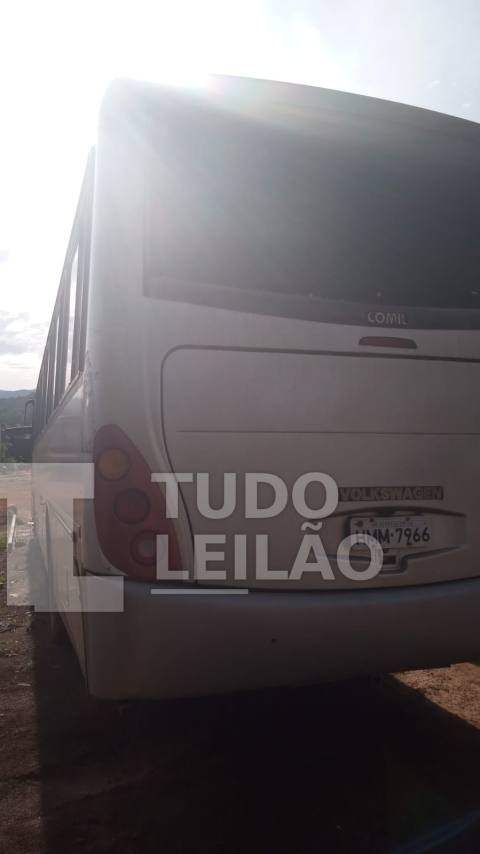 ÔNIBUS VW / COMIL VERSATILE I 2001 / 2002