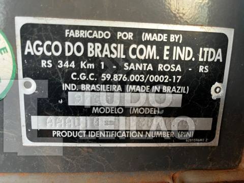 COLHEITADEIRA MASSEY FERGUSON MF 9790 COM PLATAFORMA 30 PÉS DRAPPER
