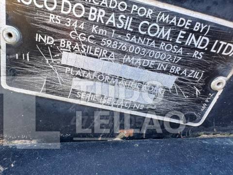 COLHEITADEIRA MASSEY FERGUSON MF 34 COM PLATAFORMA 25 PÉS