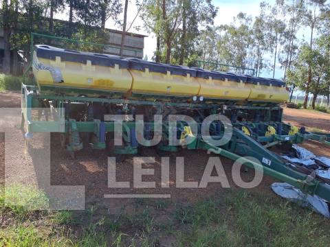 PLANTADEIRA JOHN DEERE 2115