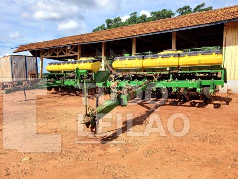 PLANTADEIRA JOHN DEERE 2122 ANO 2023