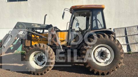 TRATOR VALTRA BM 110 ANO 2005