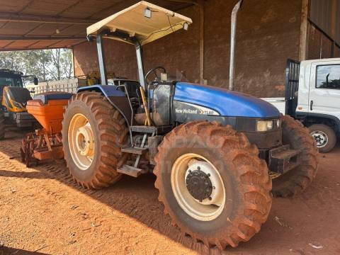 TRATOR NEW HOLLAND TL 80