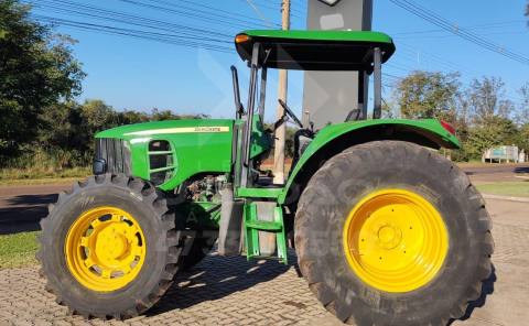 TRATOR JOHN DEERE 6110J
