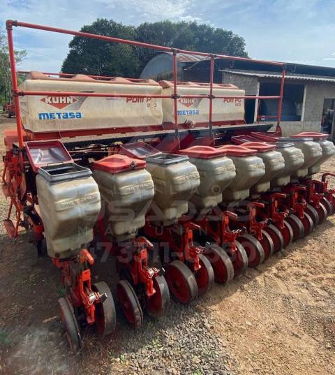PLANTADEIRA KUHN PDM PG 900