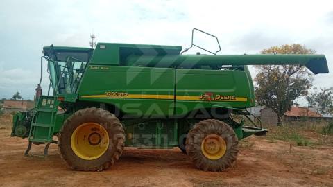 COLHEITADEIRA JOHN DEERE 9750 STS