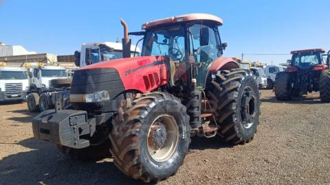 TRATOR CASE PUMA 225 ANO 2015