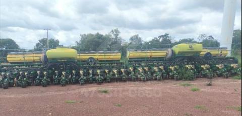 PLANTADEIRA JOHN DEERE 2117