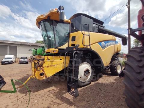 COLHEITADEIRA NEW HOLLAND CR 6080 ANO 2014