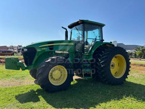 TRATOR JOHN DEERE 7225J