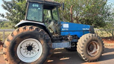 TRATOR VALTRA BH-180 4x4