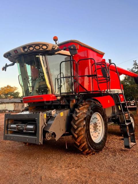 COLHEITADEIRA MASSEY FERGUSON 9790 COM PLATAFORMA 35 PÉS DRAPPER