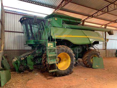 COLHEITADEIRA JOHN DEERE STS 9650 C/ PLAT 30 PÉS