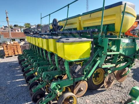 PLANTADEIRA JD 1111 ANO 2013