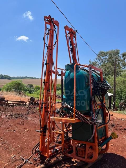 PULVERIZADOR PANTER 900 L